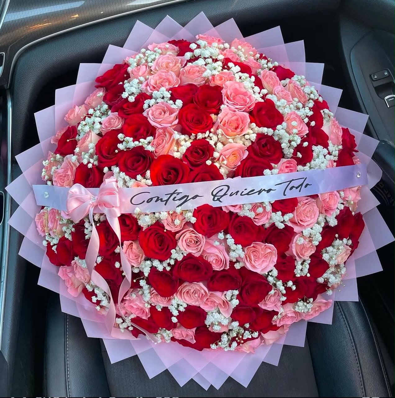 Banner Roses